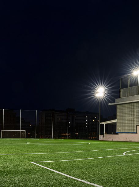 Proyectos de iluminación equipamientos deportivos,gimnasios,campos de futbol y padel, polideportivos